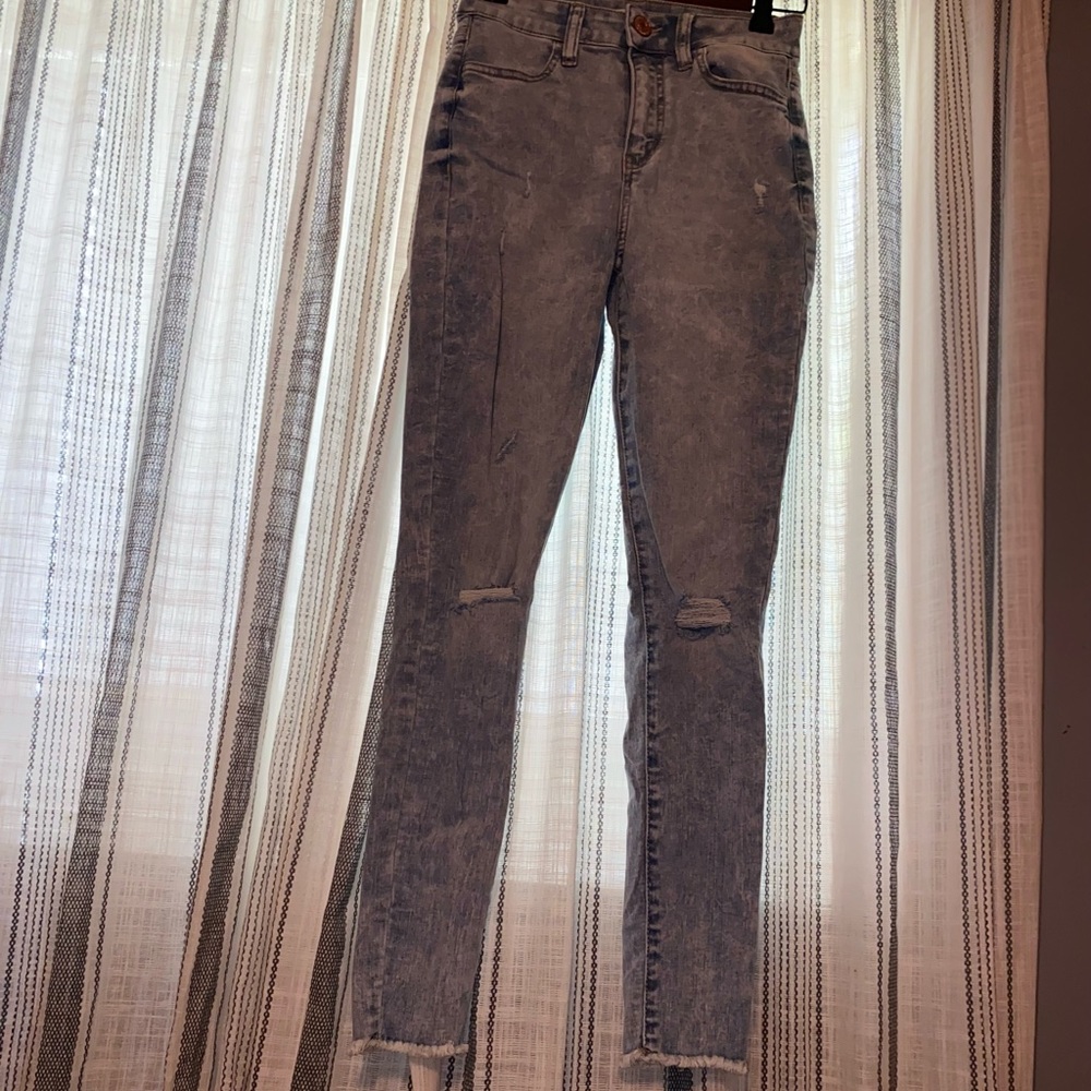 So Light washed jeans